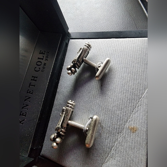 KENNETH COLE GOLF BAG CUFFLINKS With Box - Picture 2 of 14